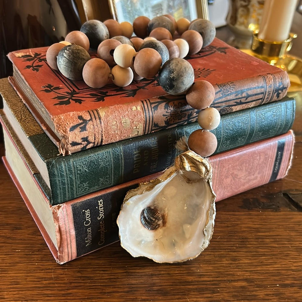 Handcrafted Oyster Shell Bead Decor